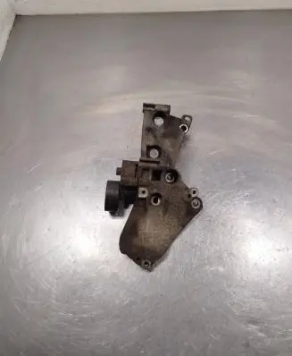 Renault Laguna III Generator/alternator bracket 8200669494