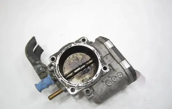 Audi A4 S4 B6 8E 8H Throttle valve 078133062B