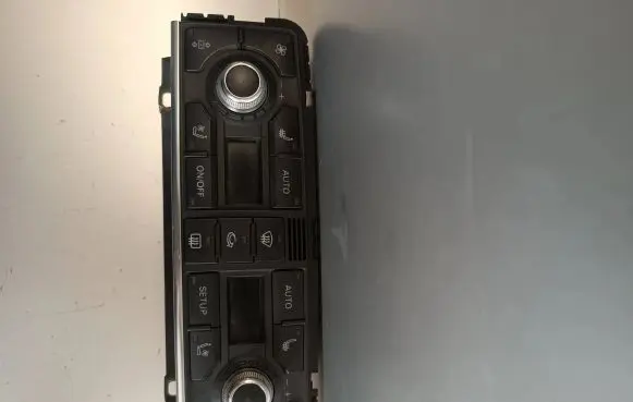 Audi A8 S8 D3 4E Climate control unit 4E0820043B