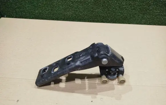 Renault Trafic III (X82) Sliding door check strap stopper 777647086R 93451865 777645239R