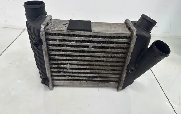 Audi A4 S4 B7 8E 8H Intercooler radiator 8E0145806C