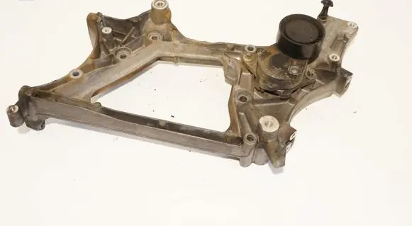 Mercedes-Benz E W212 Engine mounting bracket A6512011109