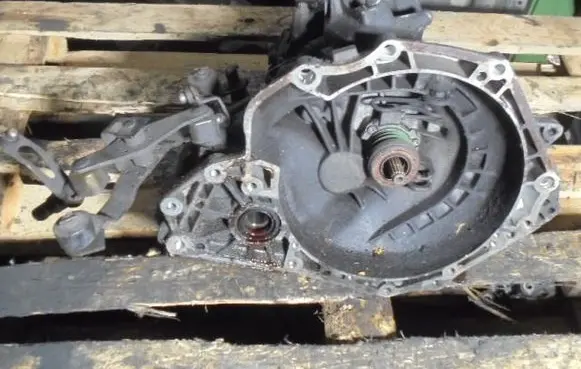 Opel Astra G Manual 4 speed gearbox F17E374