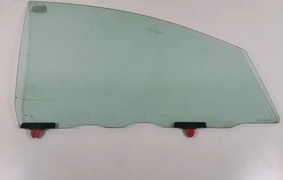 Toyota Avensis Verso Front door window/glass (coupe) 68101-44120