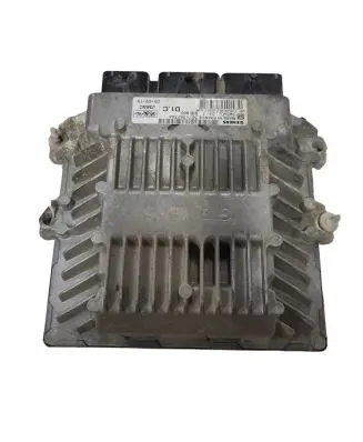 Volvo V50 Engine control unit/module 30743623AA 5WS40212 S120085103A5