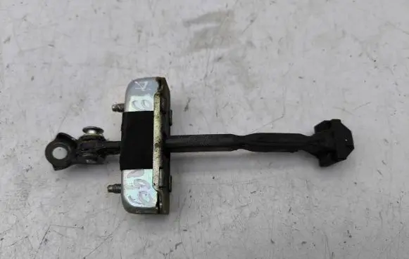 Lexus GS 300 350 430 450H Rear door check strap stopper