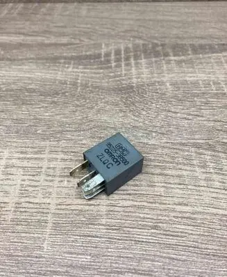Hyundai Tucson JM Other relay 952253B500