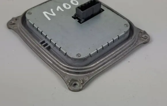Alfa Romeo Stelvio Xenon control unit/module 147000026900 10EEG190731