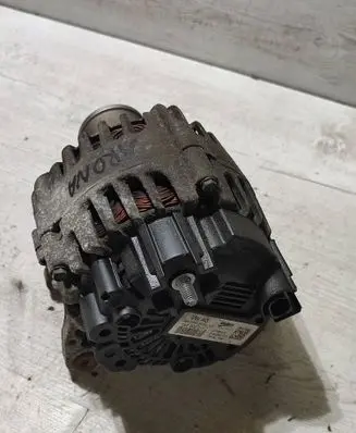 Seat Arona Generator/alternator 2715542C 319023210 04E903015