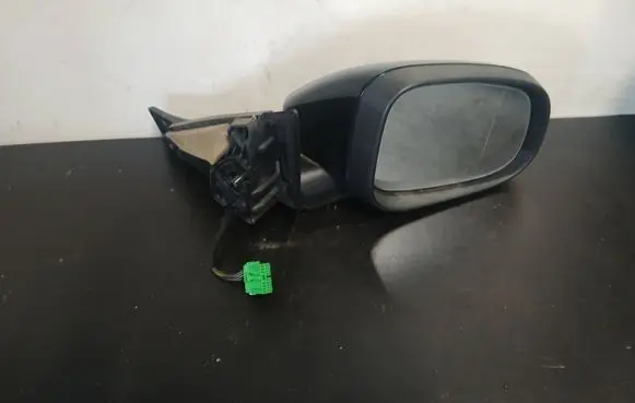 Volvo V70 Front door electric wing mirror 4300550 31297611
