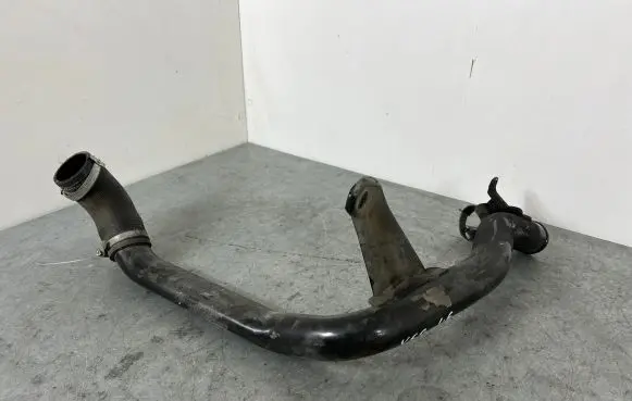 Volvo V50 Intercooler hose/pipe