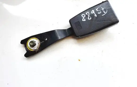 Mazda Premacy Rear seatbelt buckle