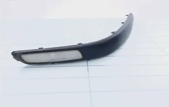 Volvo S40, V40 Front bumper corner part panel trim 30888123