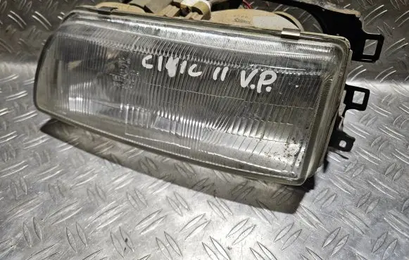 Honda Civic Headlight/headlamp 02347R20 8R0431