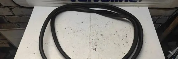 KIA EV6 Front door rubber seal DICVB