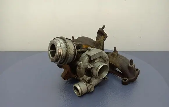 Volkswagen Golf IV Turbo system vacuum part 038253019A