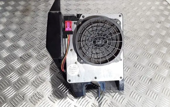 Audi A3 S3 8L Subwoofer speaker 8L0035381G