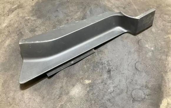 Volvo XC90 Rear seat side bottom trim 39829394 39829392