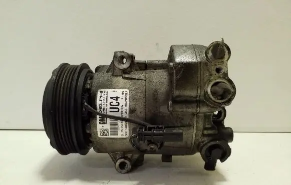 Opel Zafira C Air conditioning (A/C) compressor (pump) 13335253 401351739 UC4