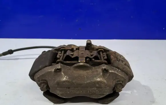 Mercedes-Benz E W212 Front brake caliper 21274