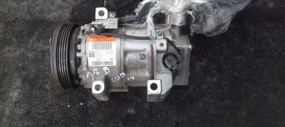 Renault Clio IV Air conditioning (A/C) compressor (pump) 926000050R