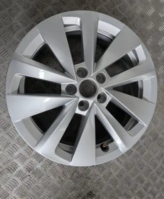 Skoda Scala R16 alloy rim 657601025AJ