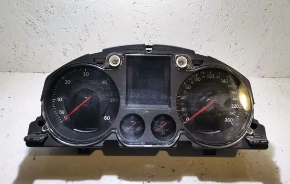 Volkswagen PASSAT B6 Speedometer (instrument cluster) A2C53145550
