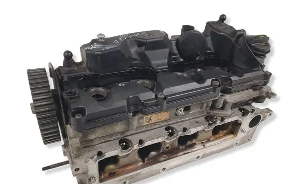 Volkswagen Golf VII Engine head 04L103308K 04L109105 04L103373E