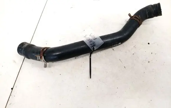 Volkswagen PASSAT B3 Engine coolant pipe/hose