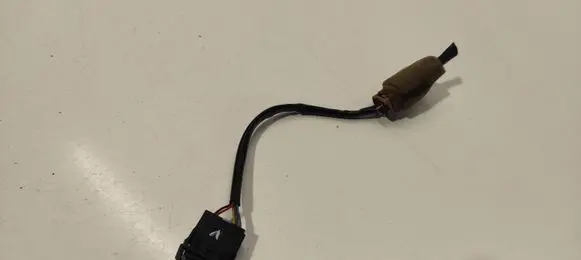 Nissan X-Trail T30 Seat heating switch 32100