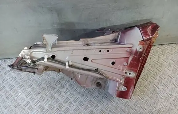 Mitsubishi Space Star Fender mounting bracket 