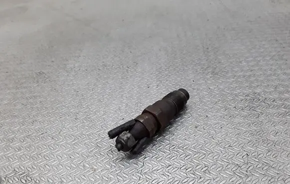 BMW 5 E39 Fuel injector KCA21S71