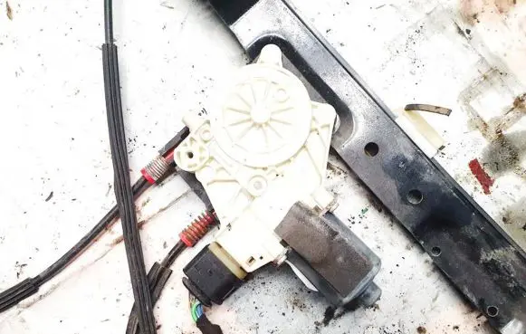 Ford S-MAX Front door window regulator motor 0130822287