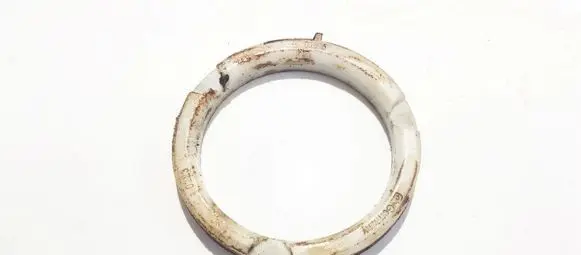 Audi A6 S6 C4 4A Coil spring mount 01365