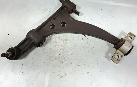 Alfa Romeo 166 Front lower control arm/wishbone 