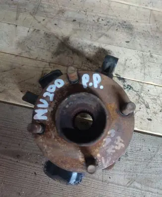 Nissan NV200 Front wheel hub spindle knuckle