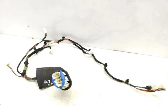 Mazda 2 Front door wiring loom DF7367200B
