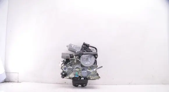 Chrysler Town u0026 Country V Tailgate/trunk/boot lock/catch/latch D7661372B A81613106U