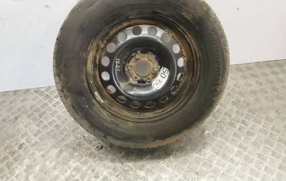 Nissan Navara D23 R17 spare wheel 