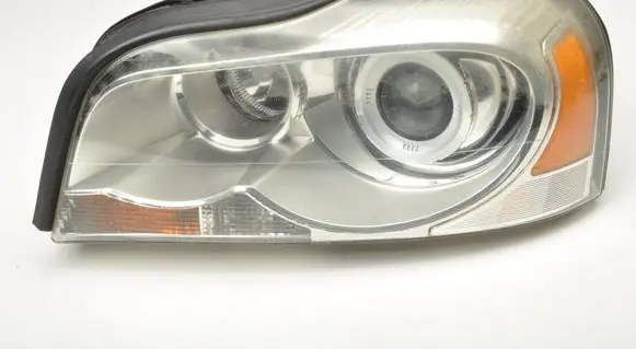 Volvo XC90 Headlight/headlamp 31217047