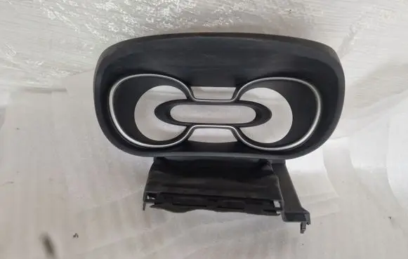 Renault Trafic III (X82) Dashboard trim