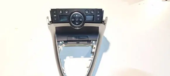 Toyota Verso Climate control unit 559000F111