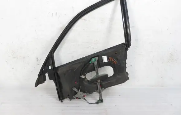 Audi A6 S6 C4 4A Front door window/glass frame 