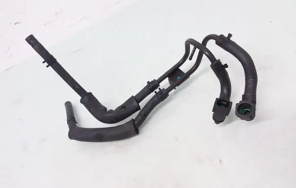 KIA Sorento Fuel line pipe