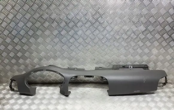 Nissan Micra Dashboard 68200AX700