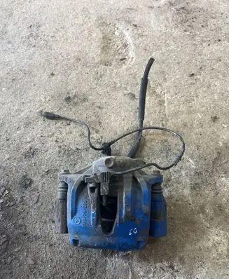 Mercedes-Benz E W211 Front brake caliper Z06028295RE