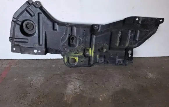 Lexus RX 450H Engine splash shield/under tray 5144148100