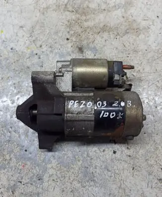 Peugeot 307 Starter motor M000T82081