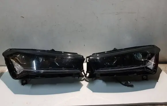 Skoda Enyaq iV Headlight/headlamp 5LB941015H 1EX01477383
