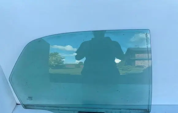 Volvo S80 Rear door window glass